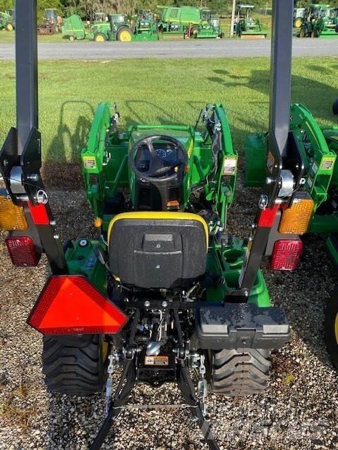 John Deere 1023E Naudoti kompaktiški traktoriai