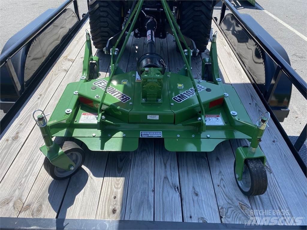 John Deere 1025R Naudoti kompaktiški traktoriai