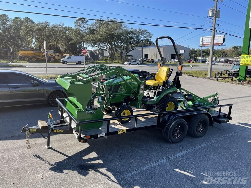 John Deere 1025R Naudoti kompaktiški traktoriai