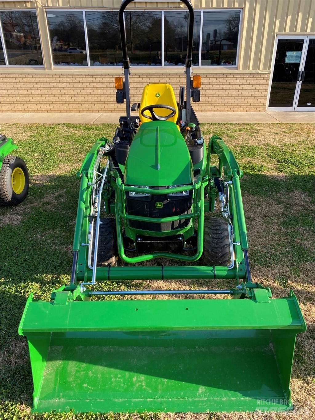 John Deere 1025R Naudoti kompaktiški traktoriai