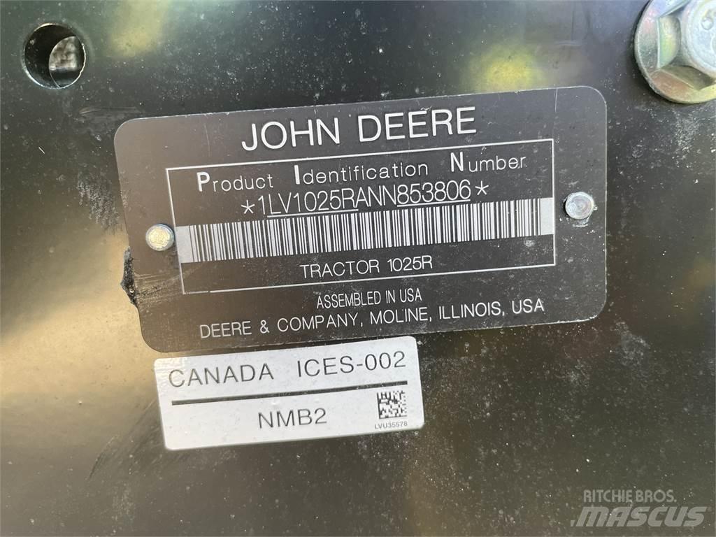 John Deere 1025R Naudoti kompaktiški traktoriai