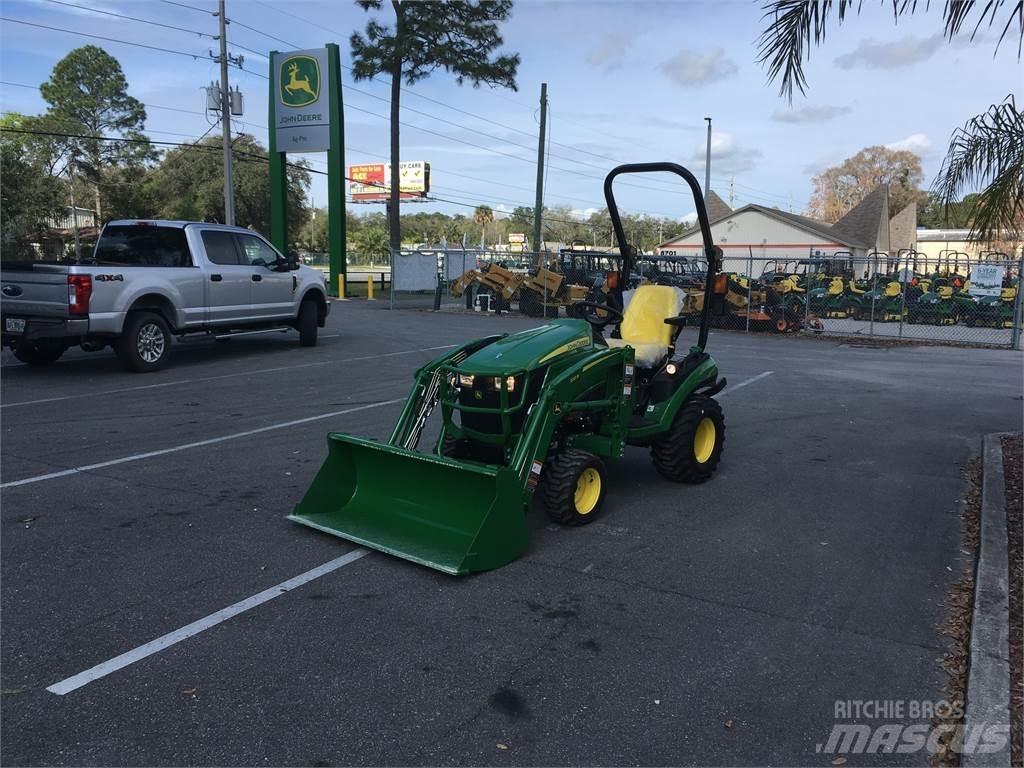 John Deere 1025R Naudoti kompaktiški traktoriai