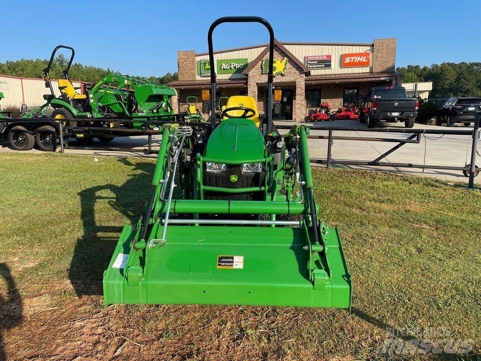 John Deere 1025R Naudoti kompaktiški traktoriai