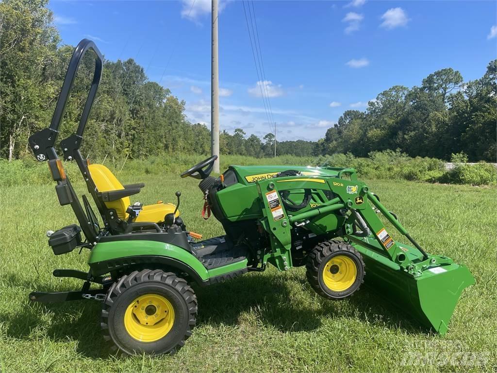 John Deere 1025R Naudoti kompaktiški traktoriai