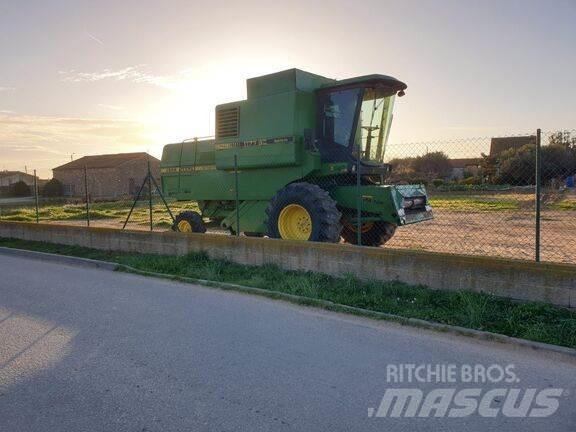 John Deere 1177 Derliaus nuėmimo kombainai