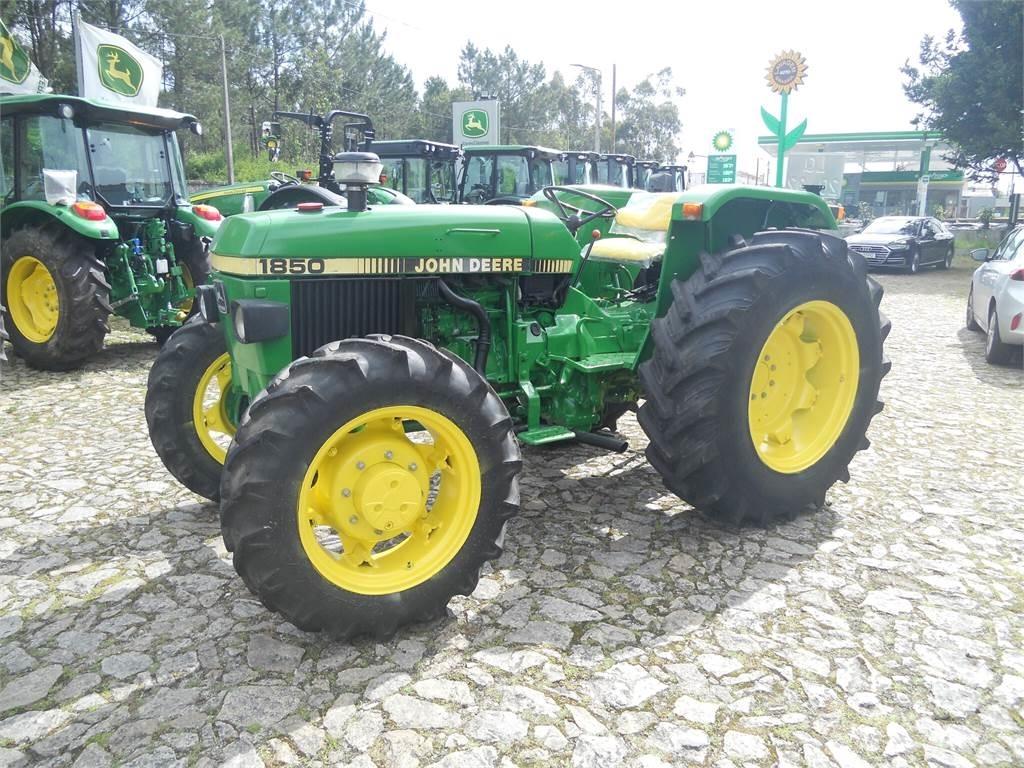 John Deere 1850 Traktoriai