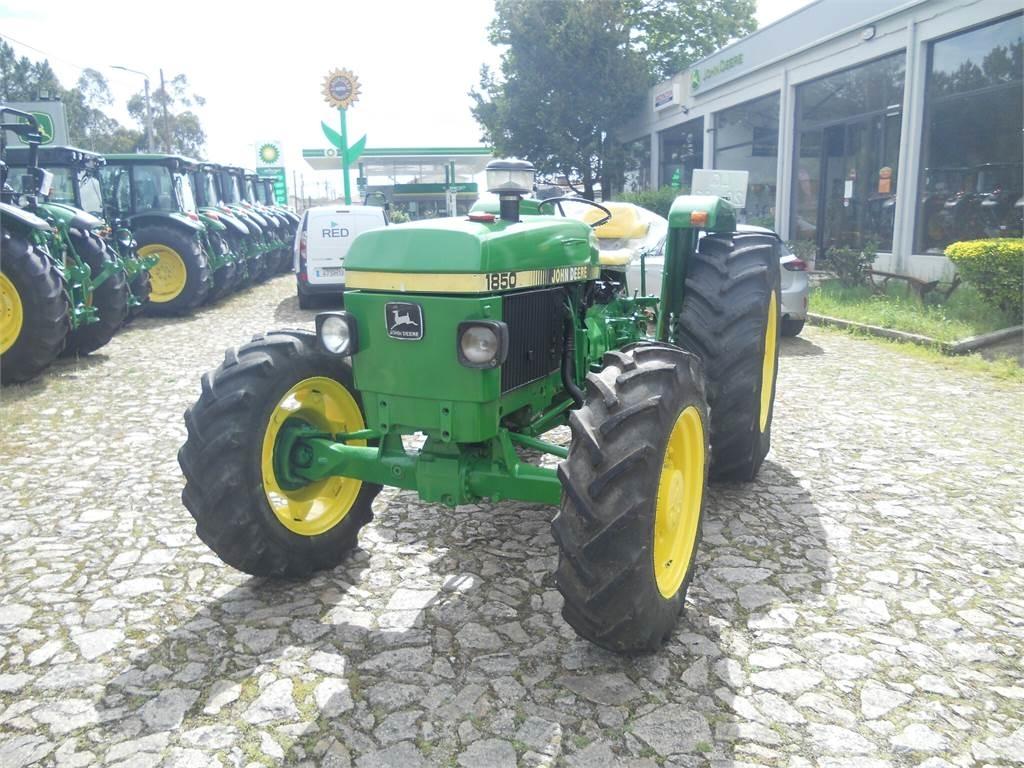 John Deere 1850 Traktoriai