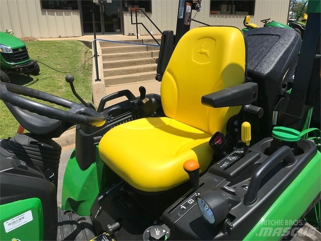 John Deere 2025R Naudoti kompaktiški traktoriai