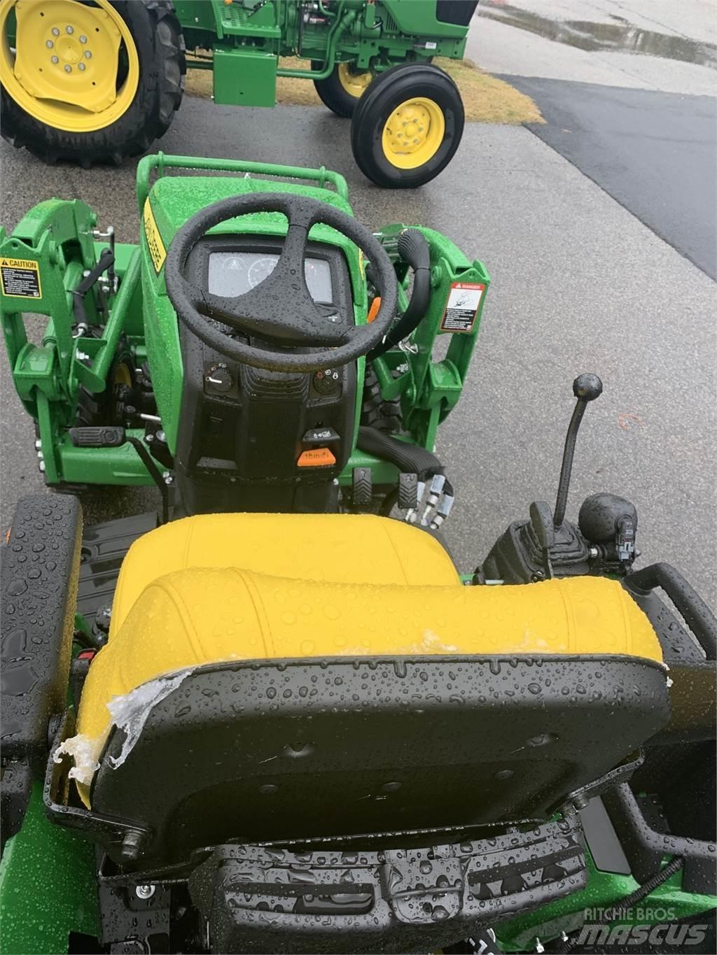 John Deere 2025R Naudoti kompaktiški traktoriai