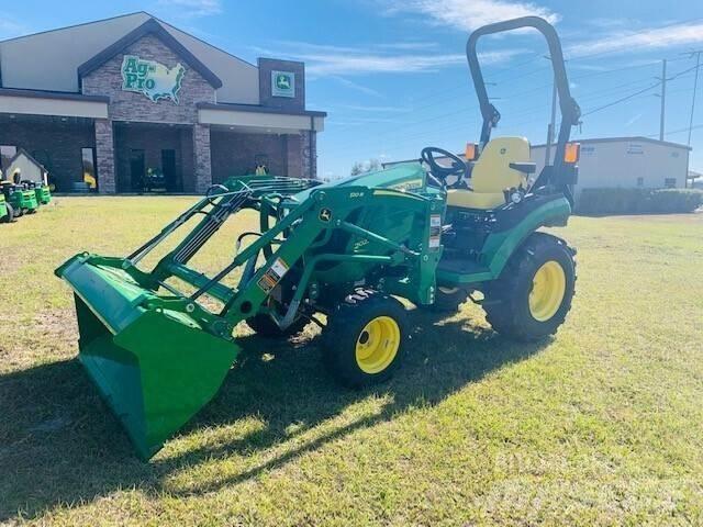 John Deere 2025R Naudoti kompaktiški traktoriai
