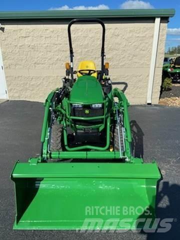 John Deere 2025R Naudoti kompaktiški traktoriai