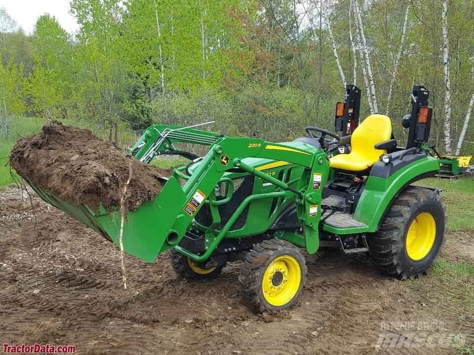 John Deere 2032R Naudoti kompaktiški traktoriai