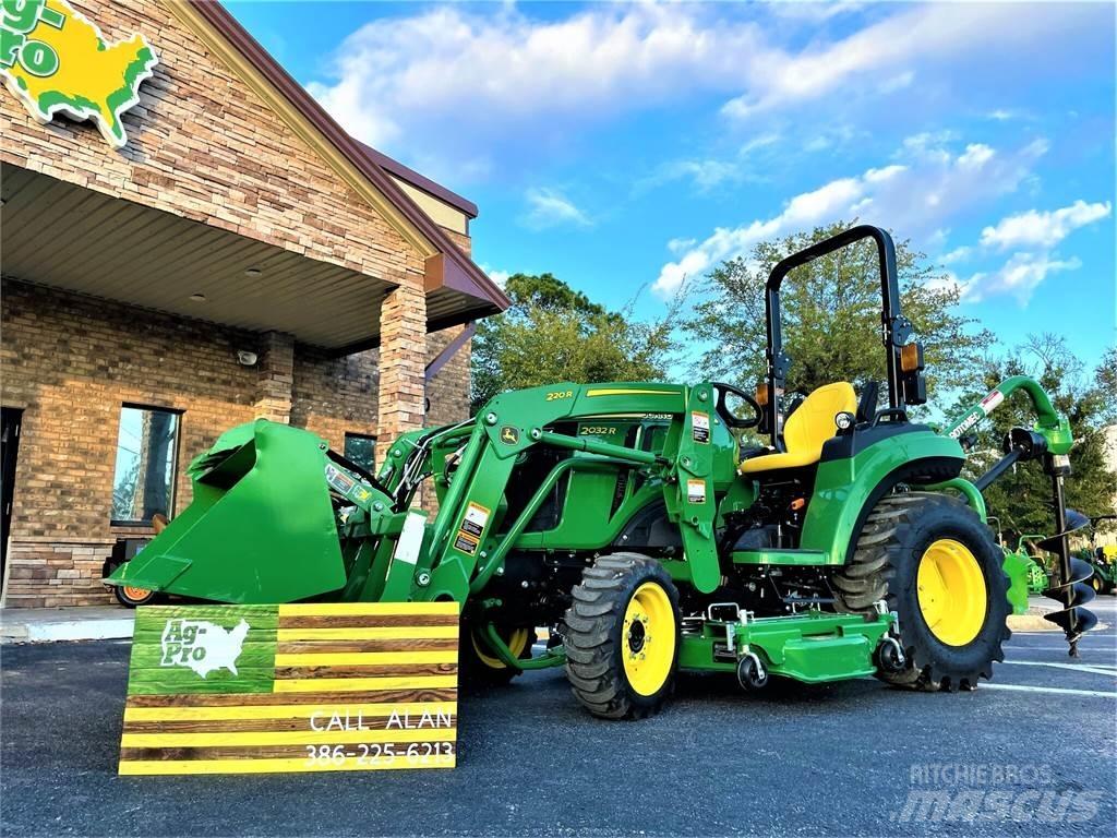 John Deere 2032R Naudoti kompaktiški traktoriai