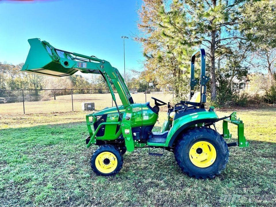 John Deere 2038R Naudoti kompaktiški traktoriai