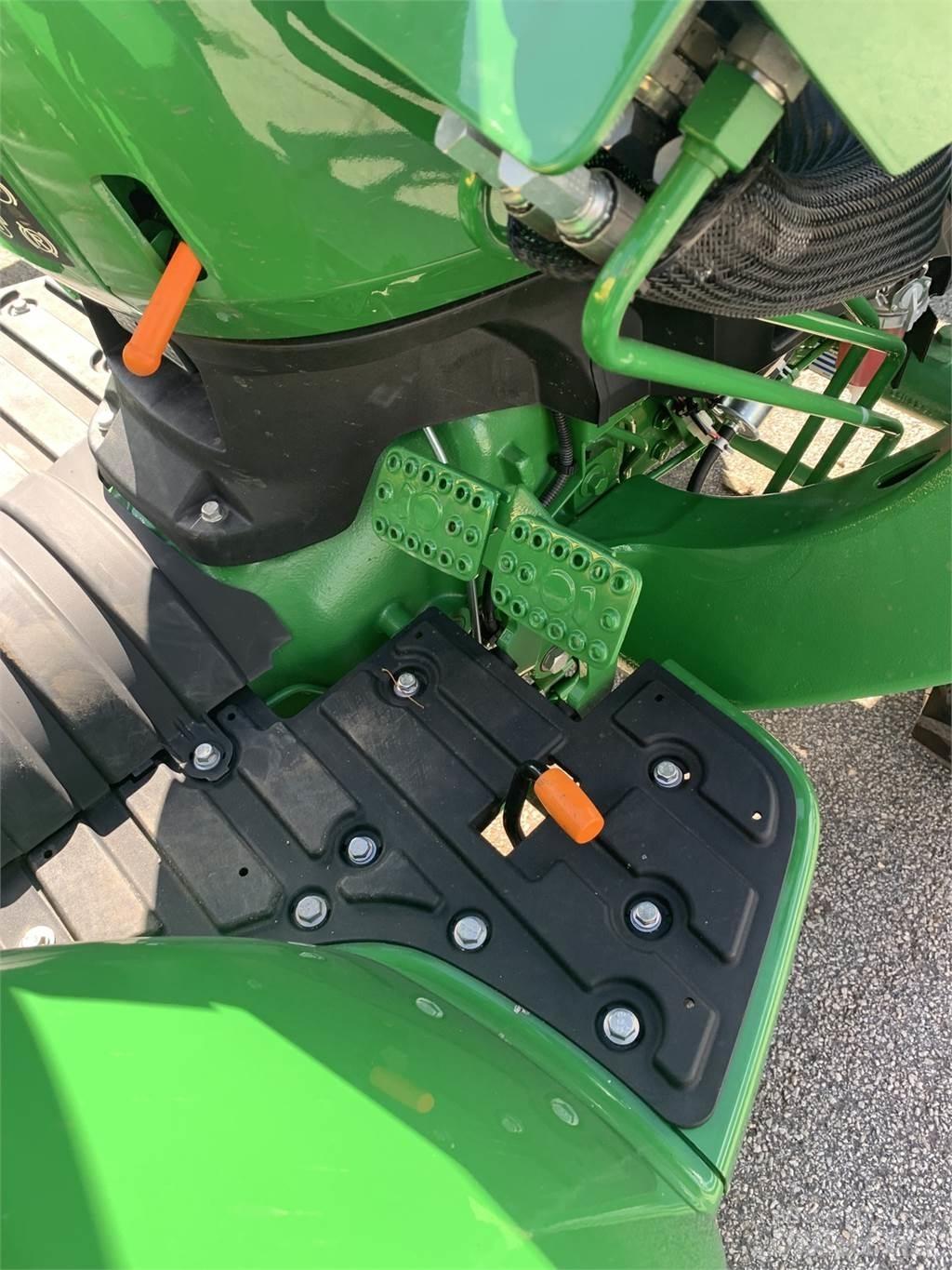 John Deere 3025D Naudoti kompaktiški traktoriai