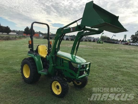 John Deere 3025E Naudoti kompaktiški traktoriai