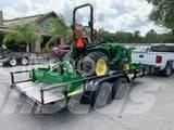 John Deere 3025E Naudoti kompaktiški traktoriai