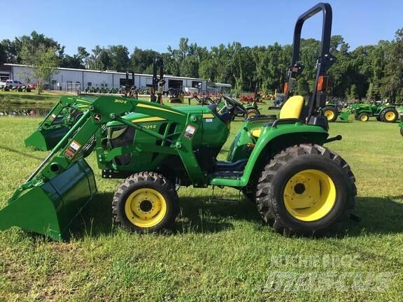 John Deere 3025E Naudoti kompaktiški traktoriai