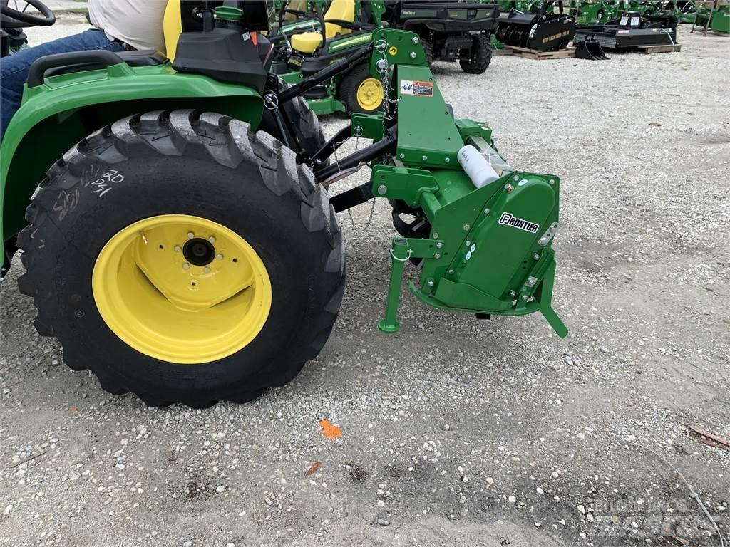 John Deere 3025E Naudoti kompaktiški traktoriai