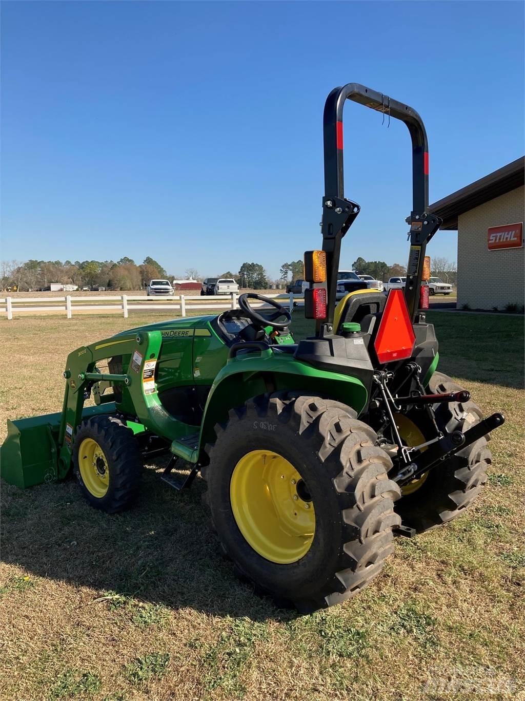 John Deere 3025E Naudoti kompaktiški traktoriai