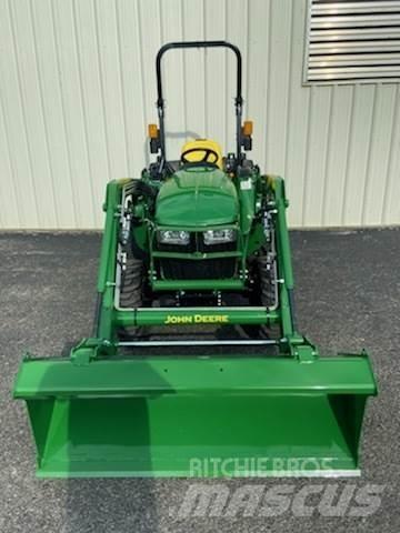 John Deere 3025E Naudoti kompaktiški traktoriai