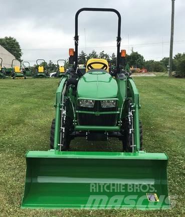 John Deere 3025E Naudoti kompaktiški traktoriai
