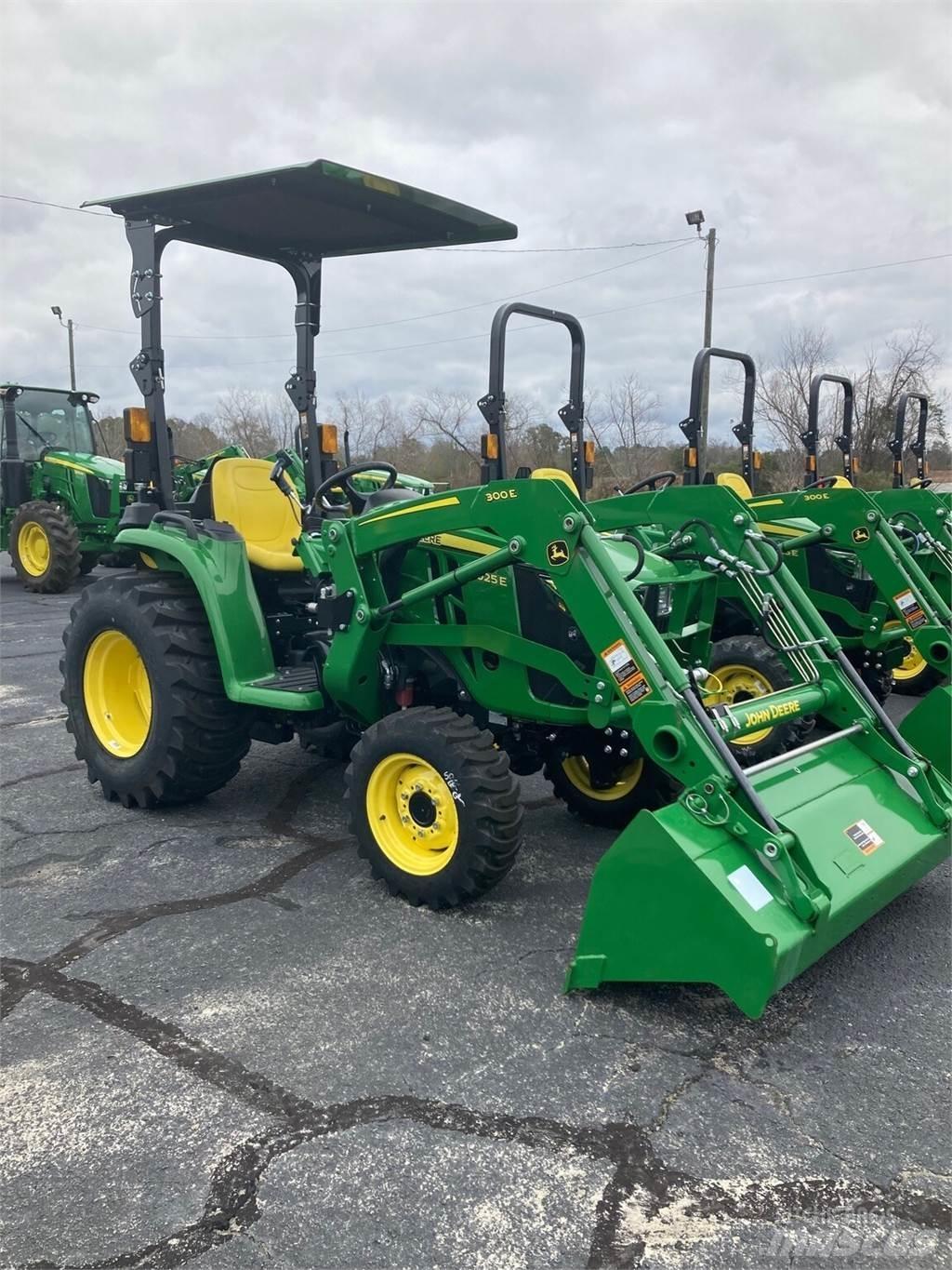 John Deere 3025E Naudoti kompaktiški traktoriai