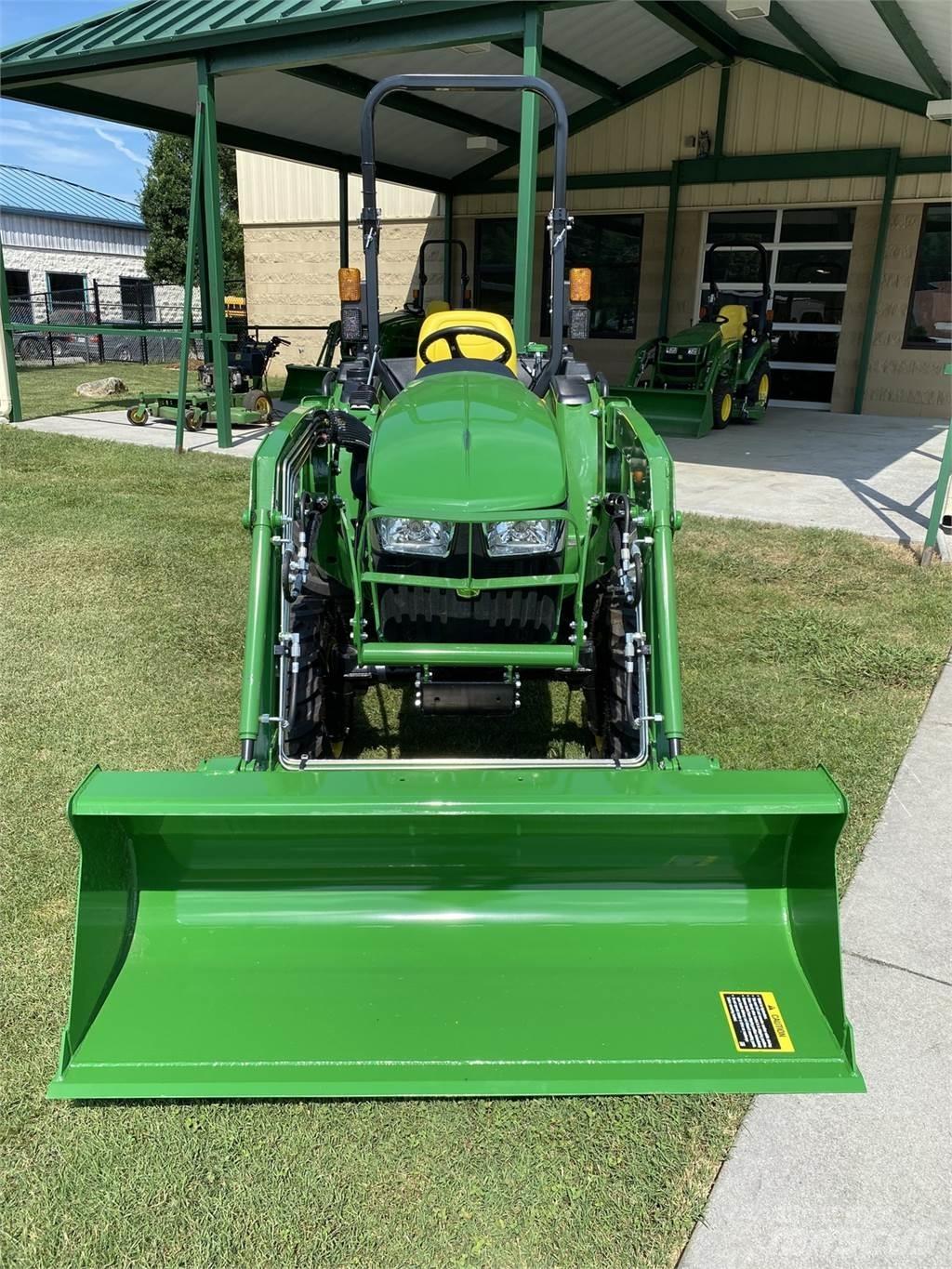 John Deere 3025E Naudoti kompaktiški traktoriai
