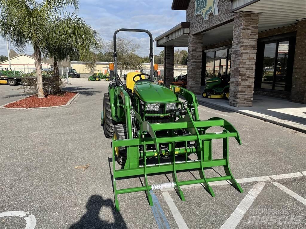 John Deere 3032E Naudoti kompaktiški traktoriai