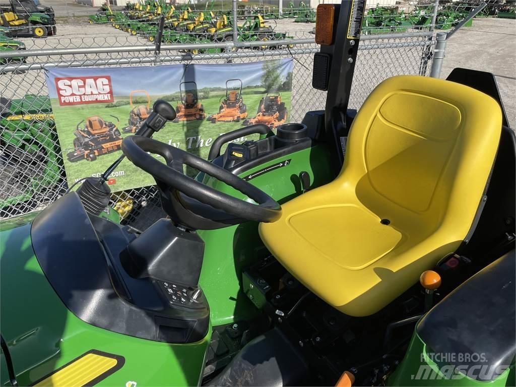John Deere 3032E Naudoti kompaktiški traktoriai