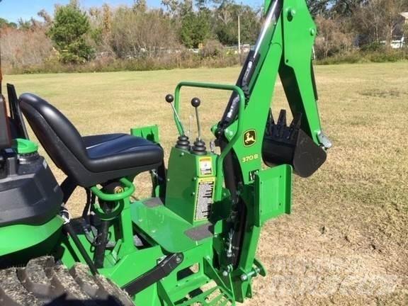 John Deere 3038E Naudoti kompaktiški traktoriai