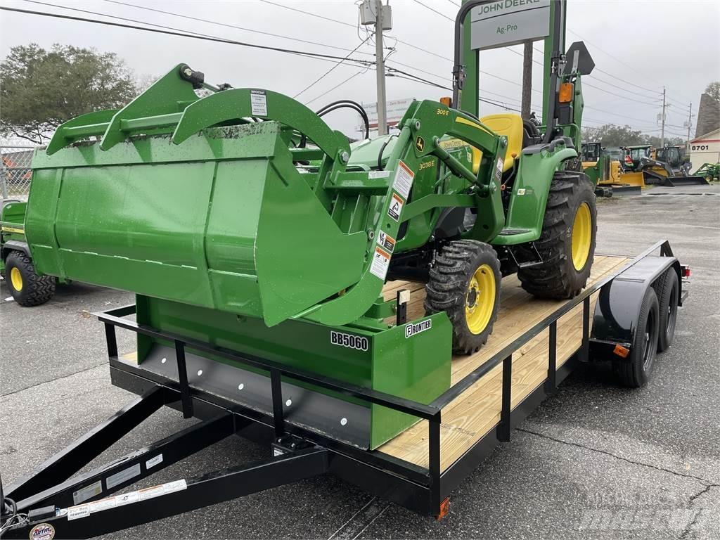 John Deere 3038E Naudoti kompaktiški traktoriai
