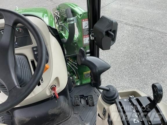 John Deere 3039R Naudoti kompaktiški traktoriai