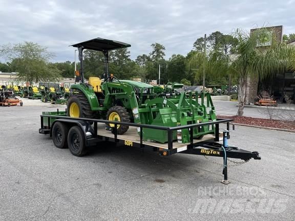 John Deere 3043D Traktoriai