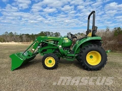 John Deere 3043D Traktoriai