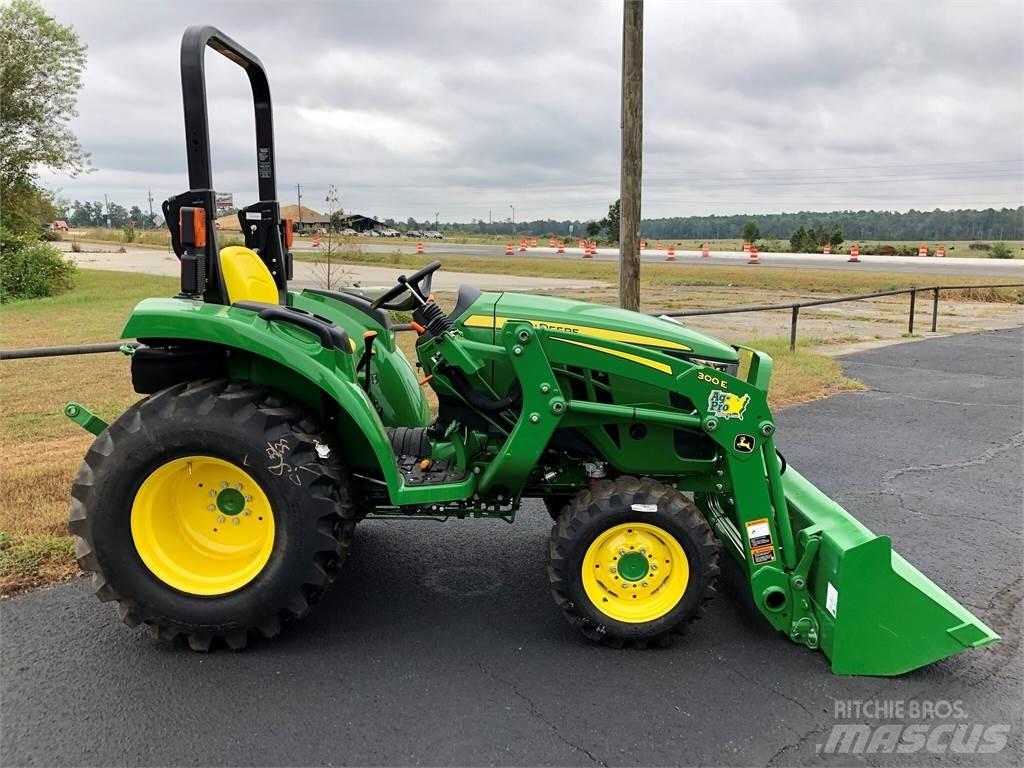 John Deere 3043D Traktoriai
