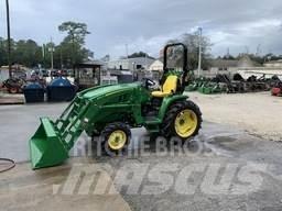 John Deere 3046R Traktoriai