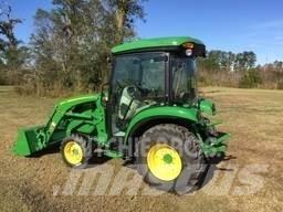 John Deere 3046R Traktoriai