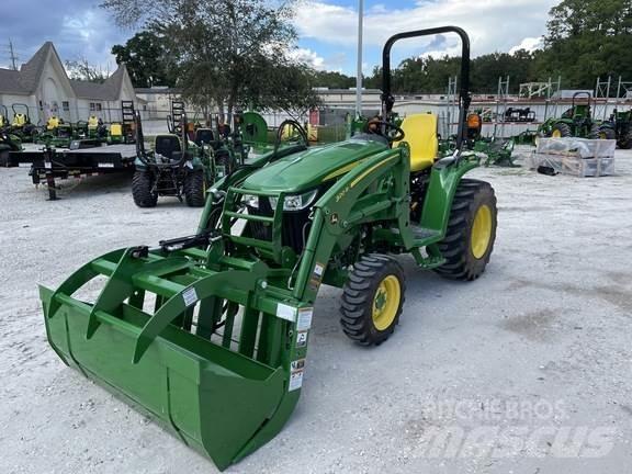 John Deere 3046R Traktoriai