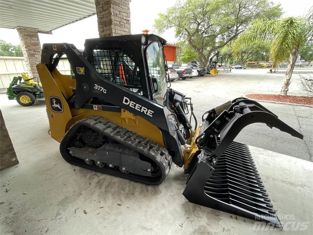 John Deere 317G Mini krautuvai
