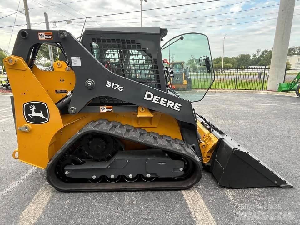 John Deere 317G Mini krautuvai