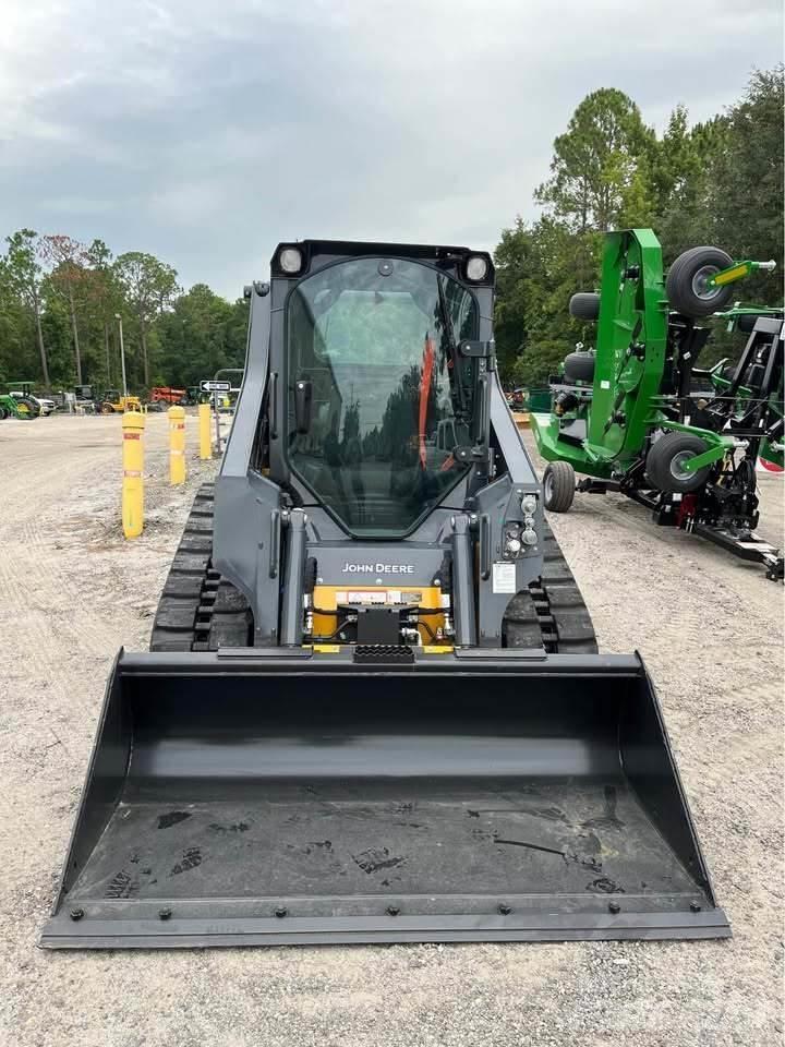 John Deere 317G Mini krautuvai