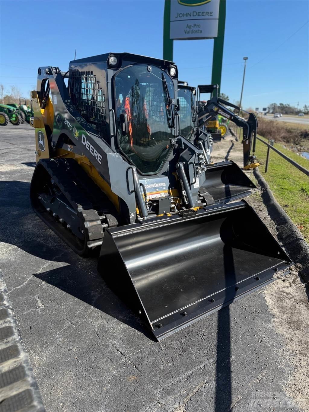 John Deere 317G Mini krautuvai