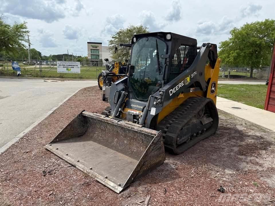 John Deere 317G Mini krautuvai