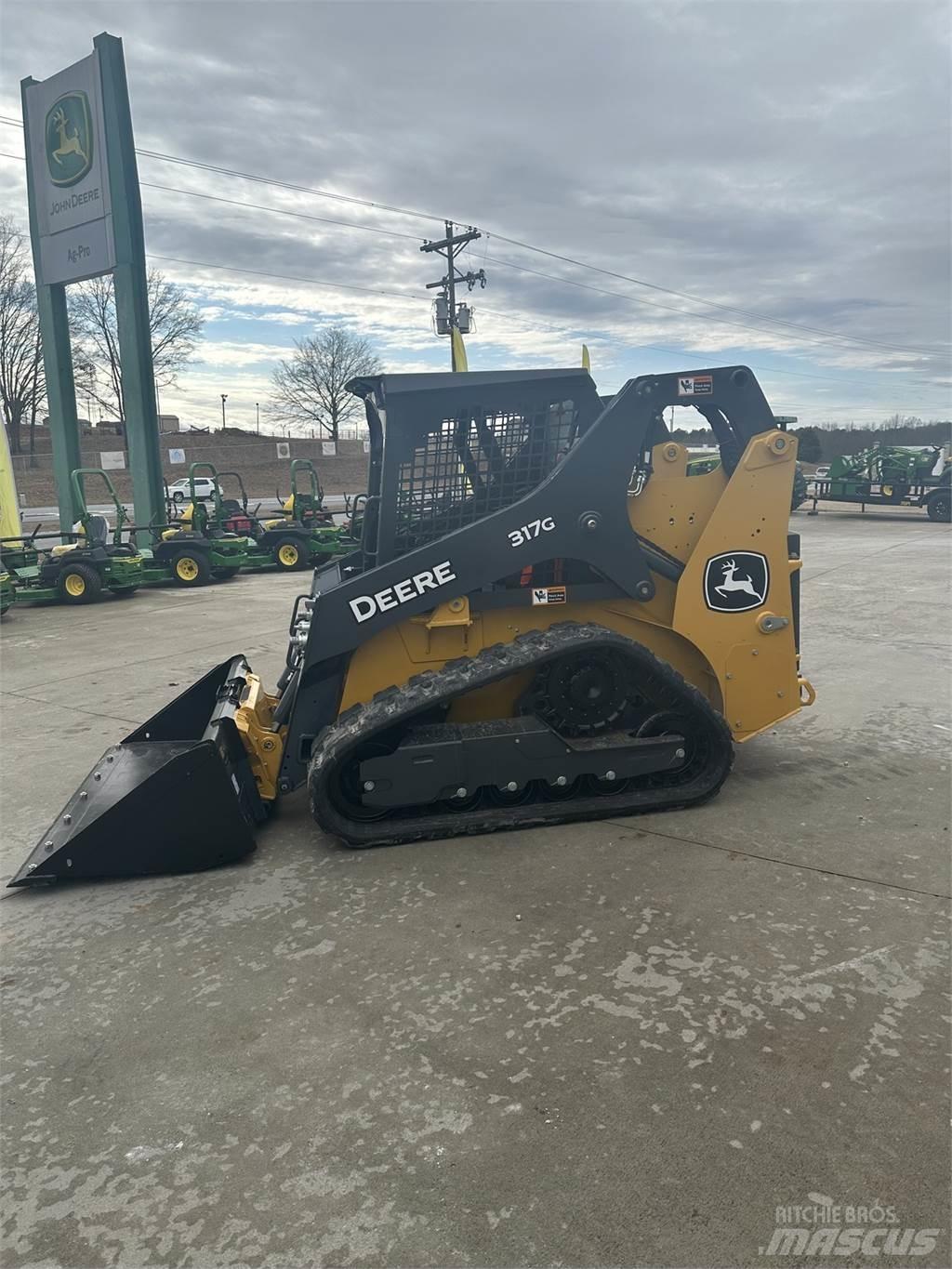 John Deere 317G Mini krautuvai
