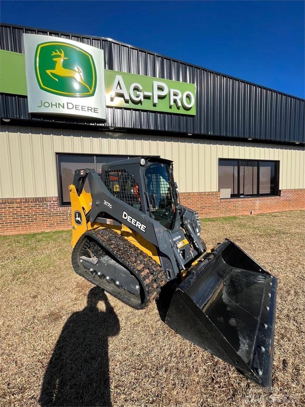 John Deere 317G Mini krautuvai