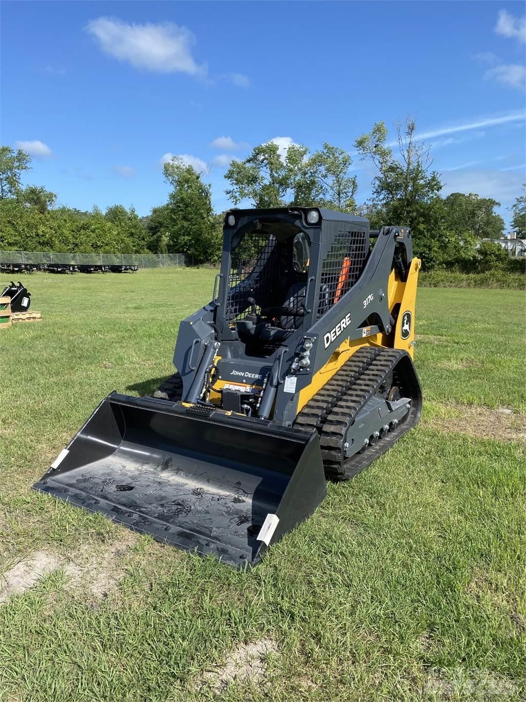 John Deere 317G Mini krautuvai