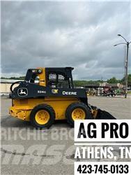 John Deere 324G Krautuvai su šoniniu pasukimu