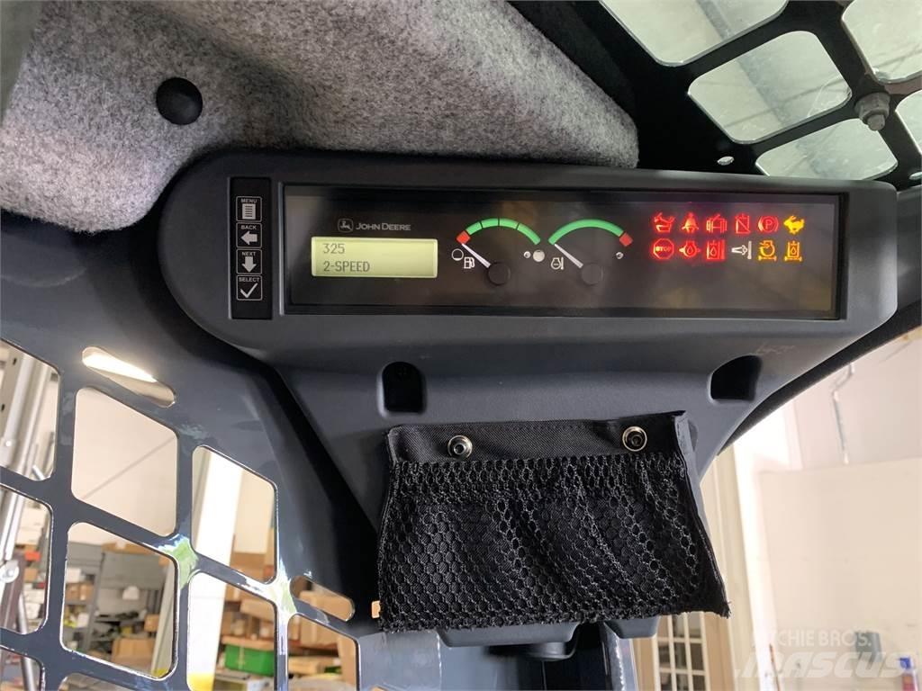 John Deere 325G Mini krautuvai