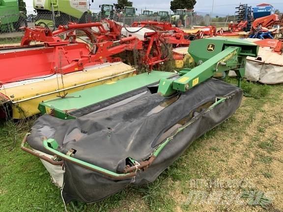 John Deere 328A Formuojančios žoliapjovės
